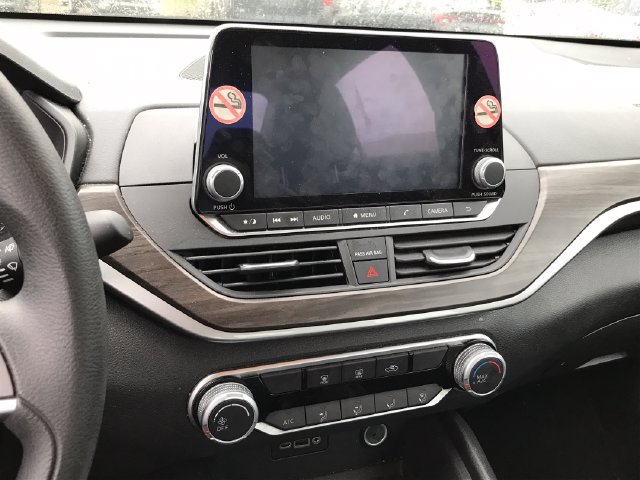 2025 Nissan Altima SV - Photo 29