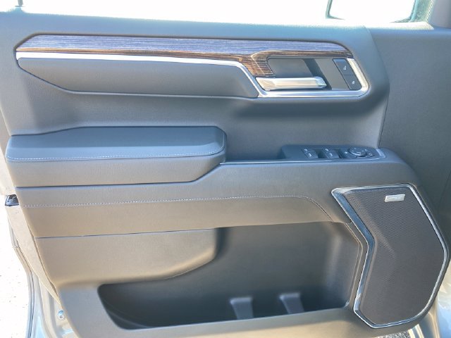 2024 GMC Sierra 1500 Elevation - Photo 17