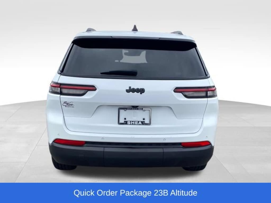 Used 2023 Jeep Grand Cherokee L Altitude