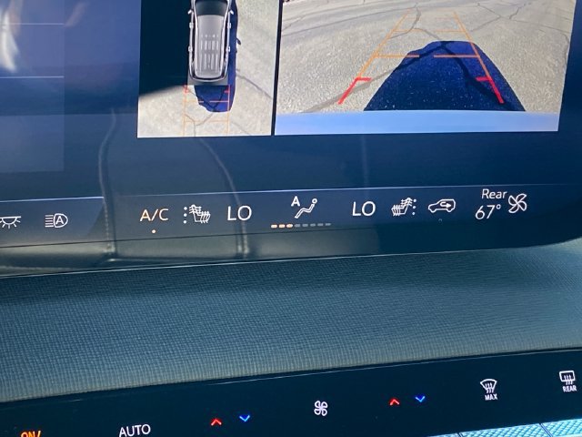 2025 Buick Enclave Preferred - Photo 14