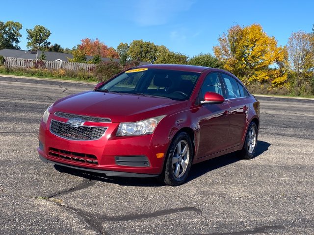 Used 2014 Chevrolet Cruze 1LT with VIN 1G1PC5SBXE7264111 for sale in Flint Township, MI