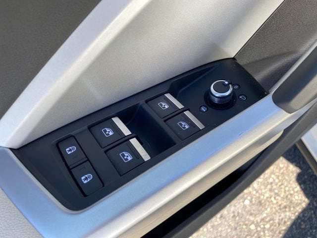 2025 Audi Q3 S Line Premium - Photo 17