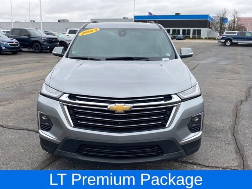 Used 2023 Chevrolet Traverse LT Leather SUV