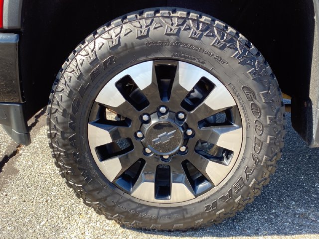 2020 Chevrolet Silverado 2500HD Custom - Photo 21