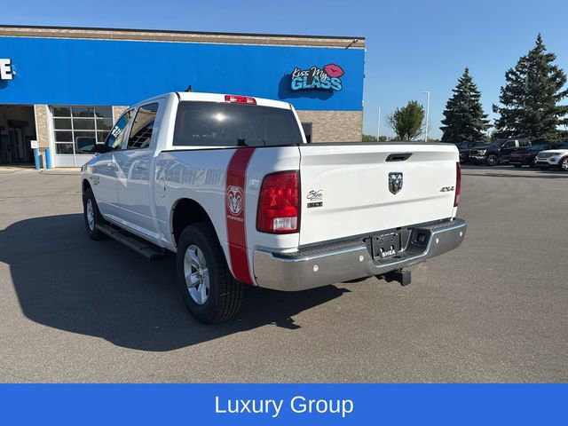 2022 Ram 1500 Classic SLT photo 3