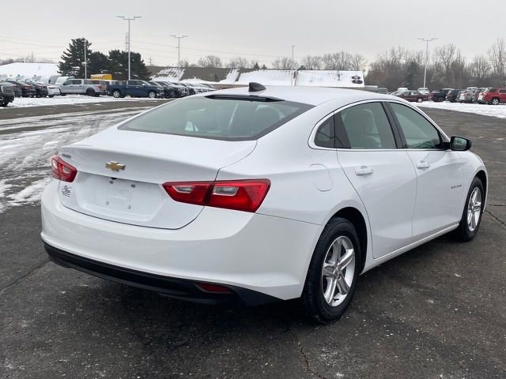 Used 2022 Chevrolet Malibu LS Car