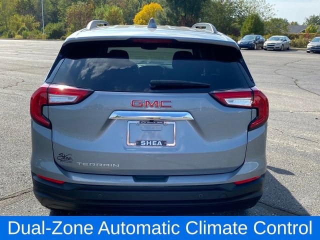 2024 Gmc Terrain SLE photo 3