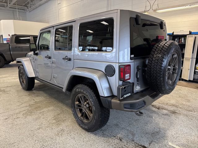 2017 Jeep Wrangler Unlimited Sahara photo 3