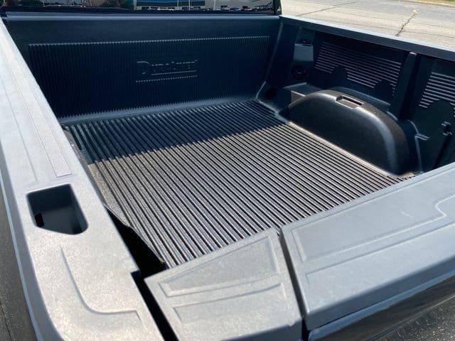 2025 GMC Sierra 1500 SLT - Photo 21