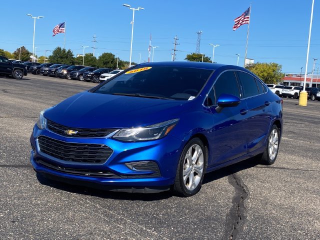 Used 2016 Chevrolet Cruze Premier with VIN 1G1BG5SM3G7315175 for sale in Flint Township, MI