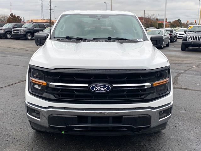 2024 Ford F-150 XLT photo 2