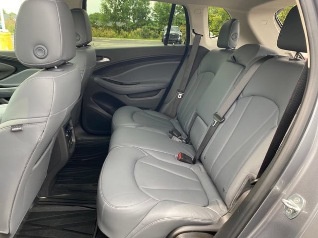 2020 Buick Envision Essence - Photo 18