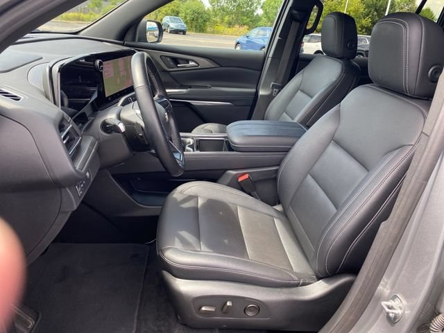 2025 Chevrolet Traverse LT - Photo 15