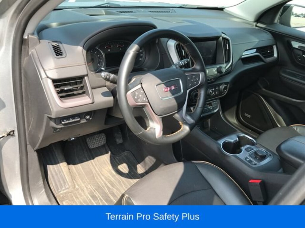 Used 2023 GMC Terrain AT4 SUV