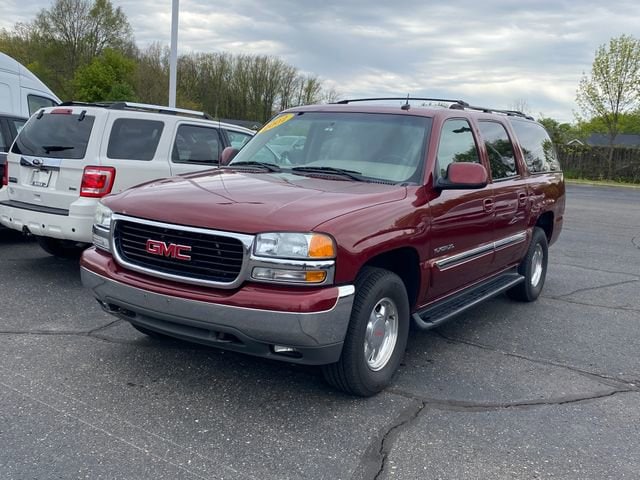2002 GMC Yukon 4WD 1/2 Ton SLE's photo