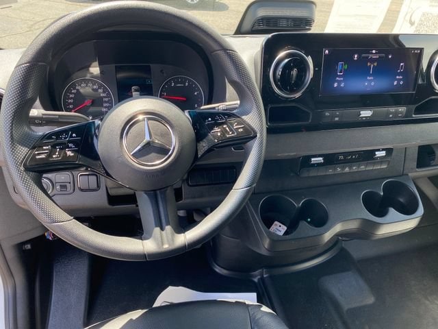 2025 Mercedes-Benz Sprinter Cargo Van 7