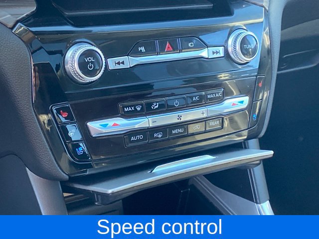 2022 Ford Explorer Limited - Photo 12