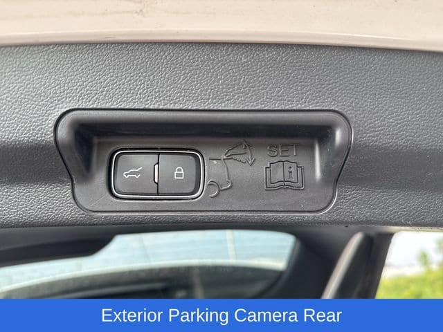 2023 Ford Explorer Platinum - Photo 13