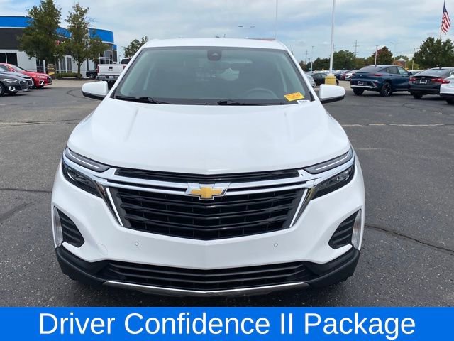 2022 Chevrolet Equinox LT photo 2