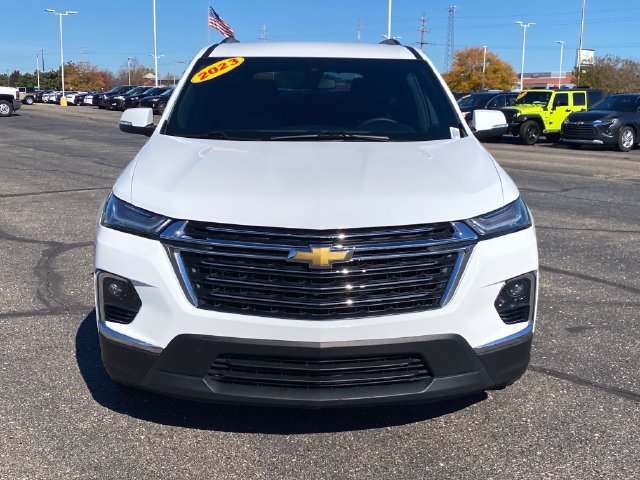 Used 2023 Chevrolet Traverse LT Cloth SUV