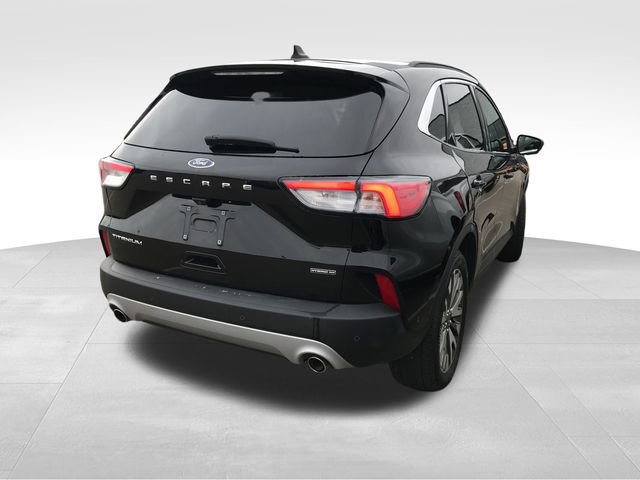 2021 Ford Escape Hybrid Titanium photo 2