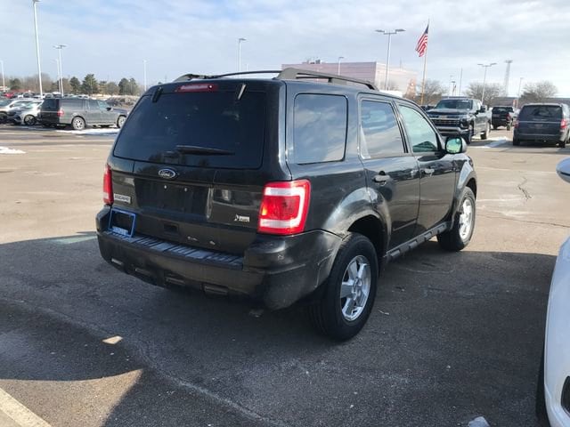 Used 2012 Ford Escape XLT with VIN 1FMCU0DG8CKA93525 for sale in Flint Township, MI