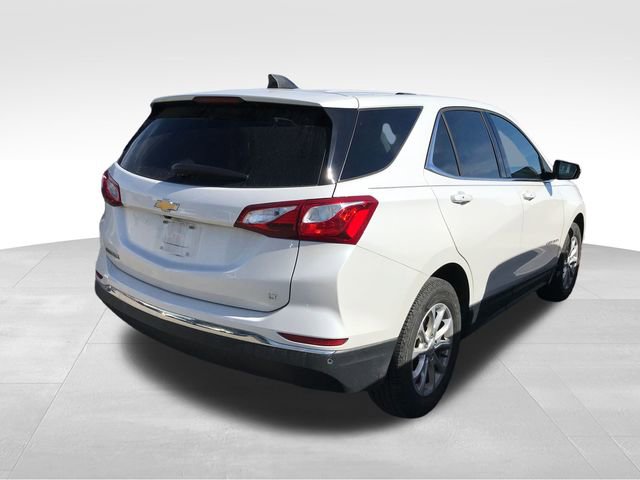 2019 Chevrolet Equinox LT photo 2