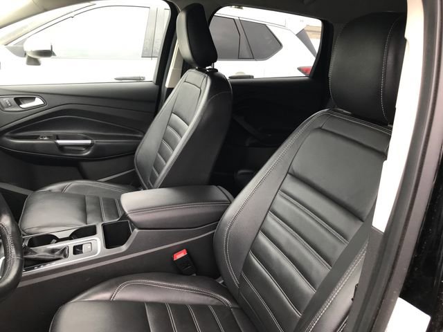 2019 Ford Escape Titanium photo 3