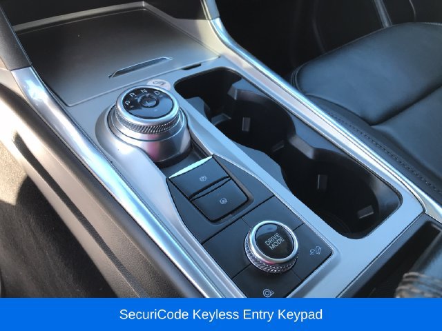 2023 Ford Explorer XLT - Photo 6