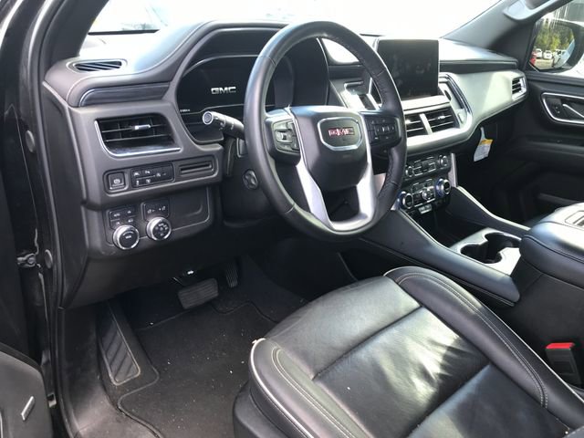 2024 Gmc Yukon SLT photo 3