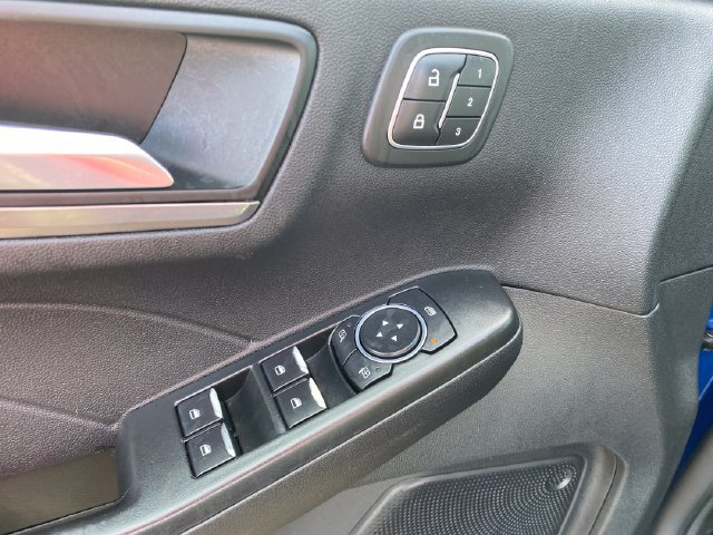 2022 Ford Escape Titanium - Photo 17