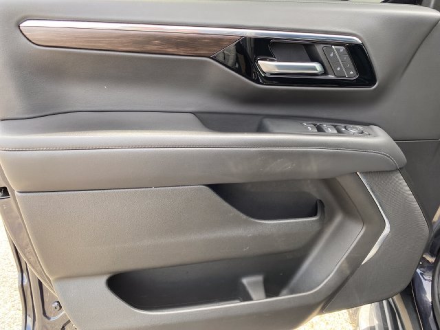 2025 Chevrolet Tahoe LT - Photo 16