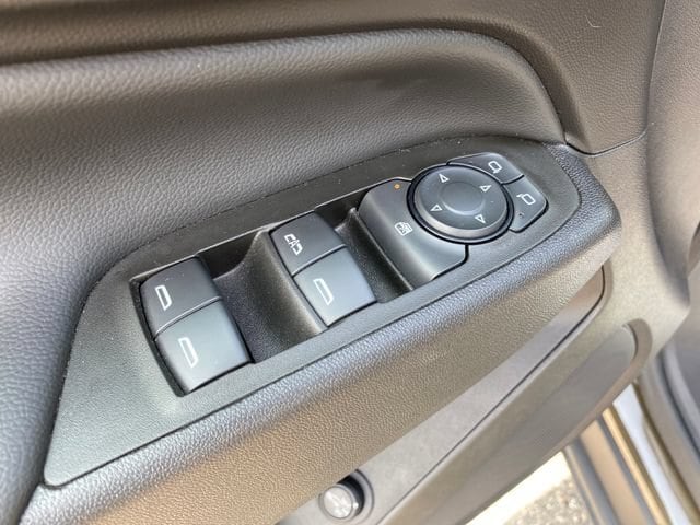 2024 Chevrolet Equinox LT - Photo 17