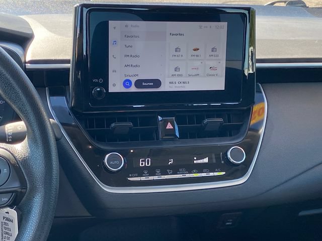 2025 Toyota Corolla LE - Photo 10