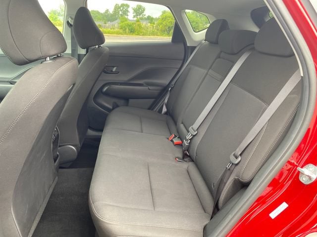 2025 Hyundai Kona SEL - Photo 17
