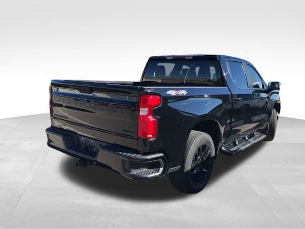 Used 2022 Chevrolet Silverado 1500 RST Truck