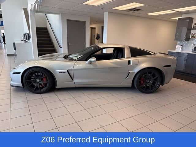 2008 Chevrolet Corvette Z06 Hardtop photo 2