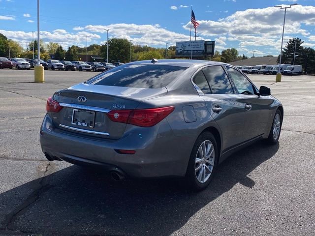 2015 Infiniti Q50 photo 3