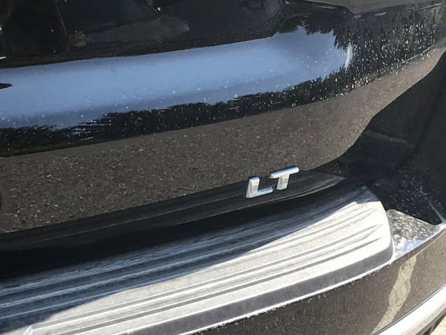 2021 Chevrolet Tahoe LT photo 2