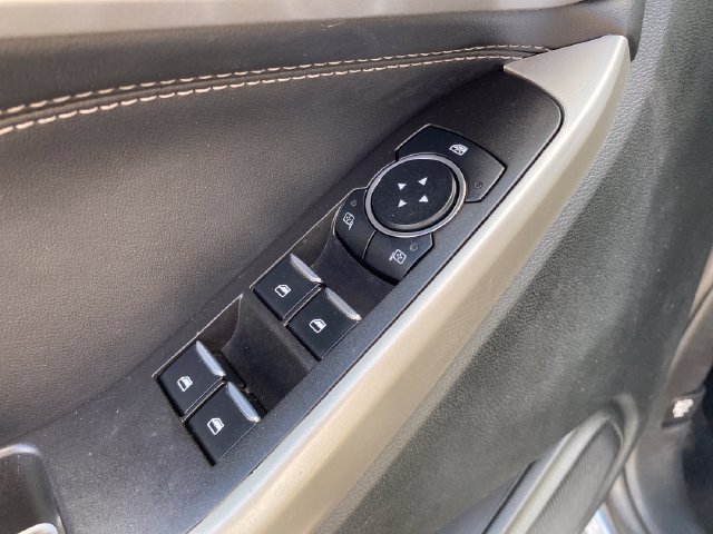 2023 Ford Explorer XLT - Photo 19