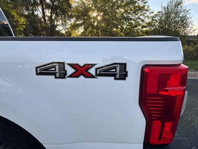 2020 Ford F-350 Super Duty XL - Photo 23