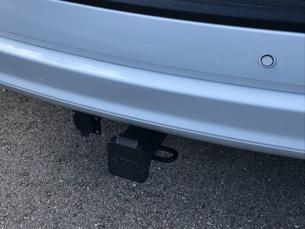 Used 2021 Jeep Grand Cherokee Laredo X 4x4 SUV