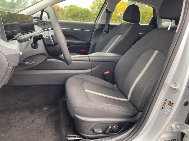 2025 Hyundai Sonata SEL - Photo 15