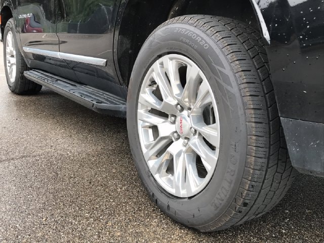 2024 GMC Yukon Denali - Photo 39