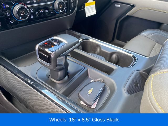 2024 Chevrolet Silverado 1500 ZR2 - Photo 13