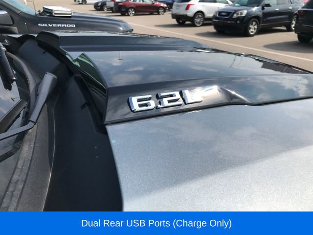 2023 Chevrolet Silverado 1500 LT Trail Boss photo 3