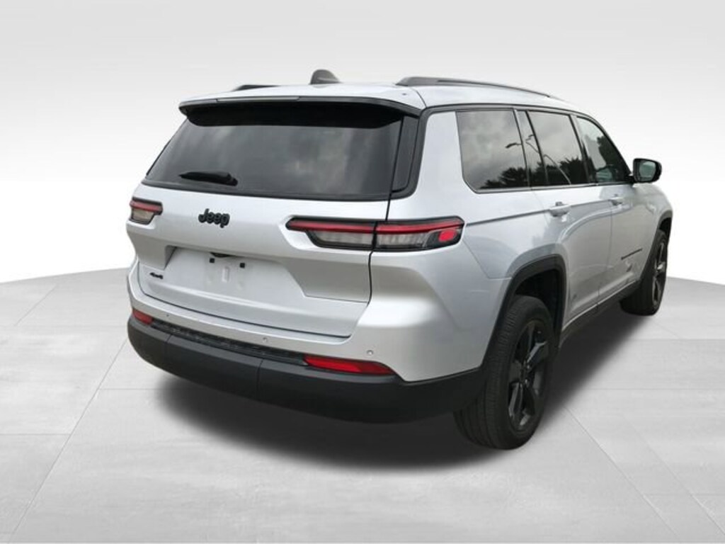 Used 2023 Jeep Grand Cherokee L Altitude