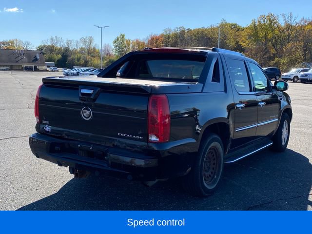 2009 Cadillac Escalade EXT Luxury photo 2
