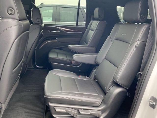 2023 Cadillac Escalade ESV Luxury - Photo 27