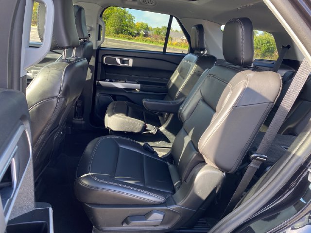 2023 Ford Explorer XLT - Photo 19